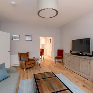 Luxury Apartment, Stafford Street United Kingdom